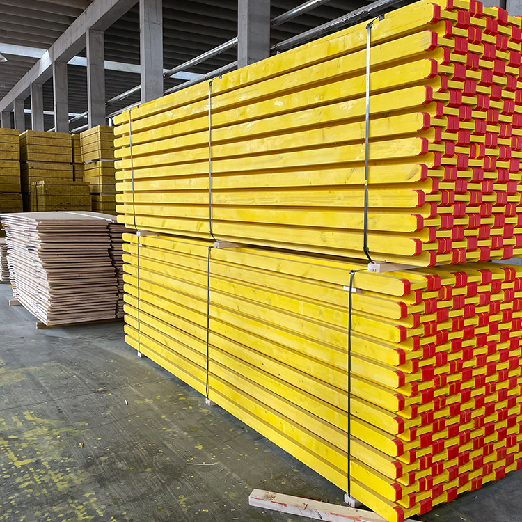 Mikil bur&eth;argeta Birch H20 timburbj&aacute;lki af formwork Systems